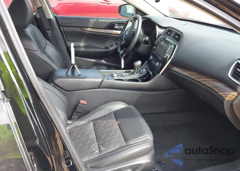 2017 Nissan Maxima 3.5 Platinum из США, поврежденный, VIN 1N4AA6AP5HC436858